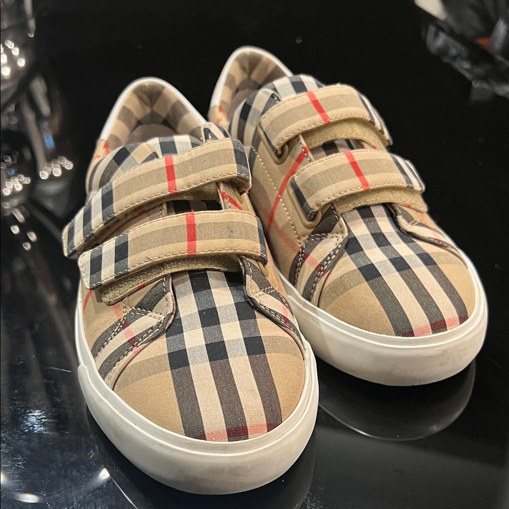 Burberry Kids Sneakers in Classic Check with Velcro